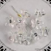 10 - Acrylic and Diamond Flowers with Organza leaves - Glass (Clear)